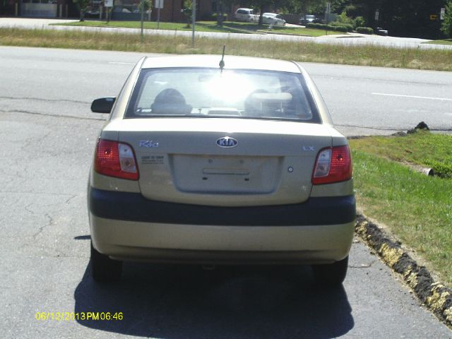 Kia Rio 2008 photo 2