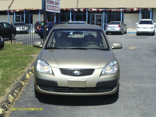 Kia Rio 2008 photo 3