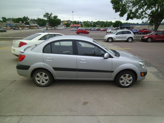 Kia Rio 2008 photo 1