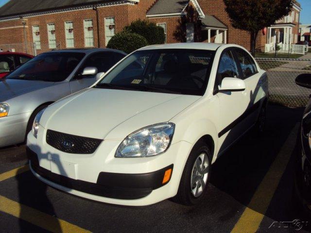 Kia Rio Elk Conversion Van Sedan