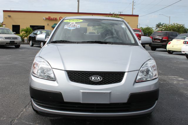 Kia Rio 2009 photo 10