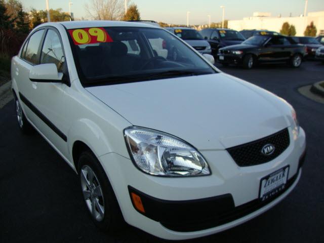 Kia Rio 2009 photo 3