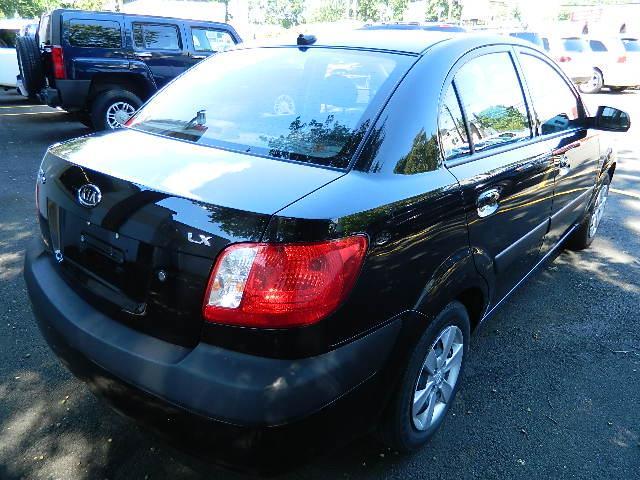 Kia Rio 2009 photo 2