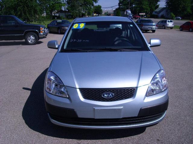 Kia Rio 2009 photo 2