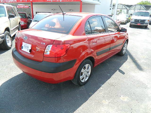 Kia Rio 2009 photo 1