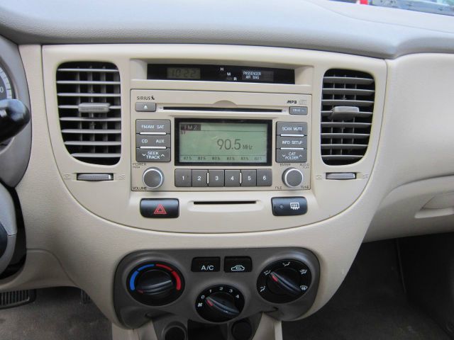 Kia Rio 2009 photo 3