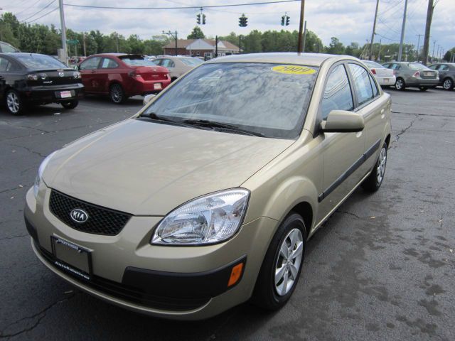 Kia Rio 2009 photo 4