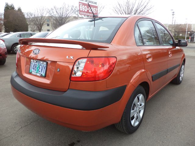 Kia Rio 2009 photo 4