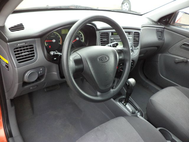 Kia Rio 2009 photo 2