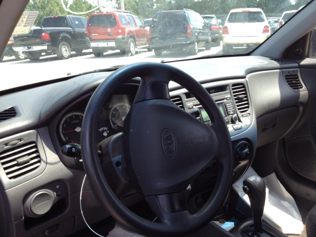 Kia Rio 2009 photo 1