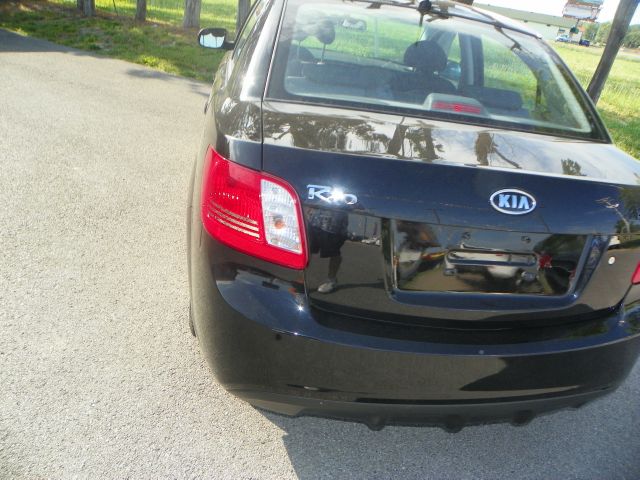 Kia Rio 2010 photo 10