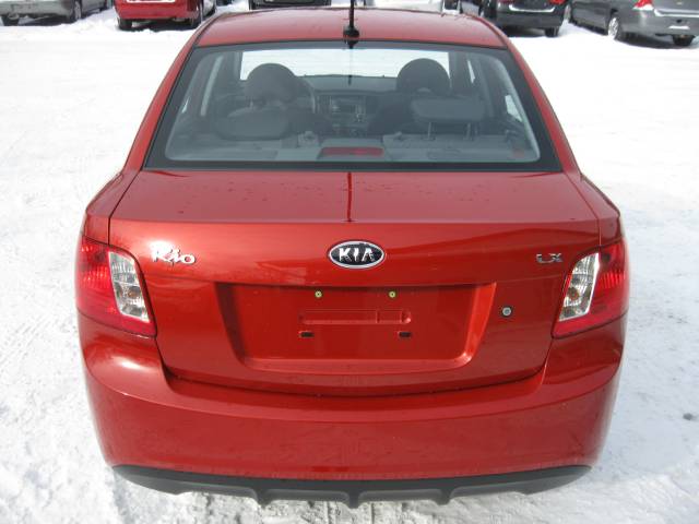 Kia Rio 2010 photo 2