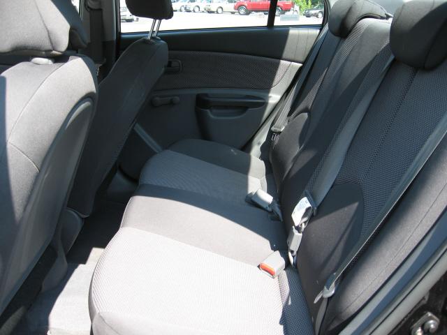 Kia Rio 2010 photo 1