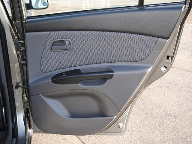 Kia Rio 2010 photo 4