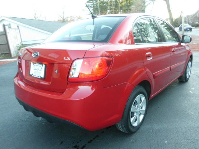 Kia Rio 2010 photo 3