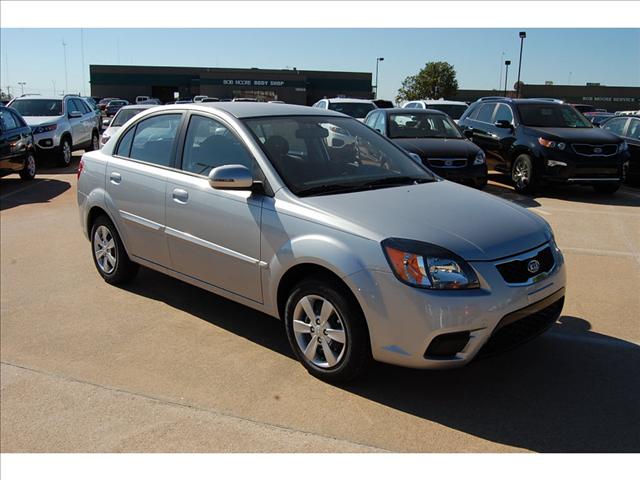 Kia Rio Elk Conversion Van Sedan