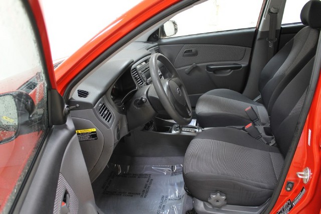 Kia Rio 2011 photo 4