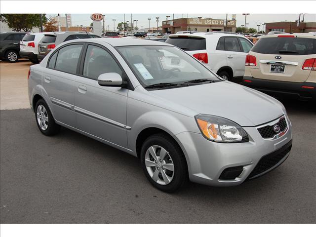 Kia Rio Elk Conversion Van Sedan