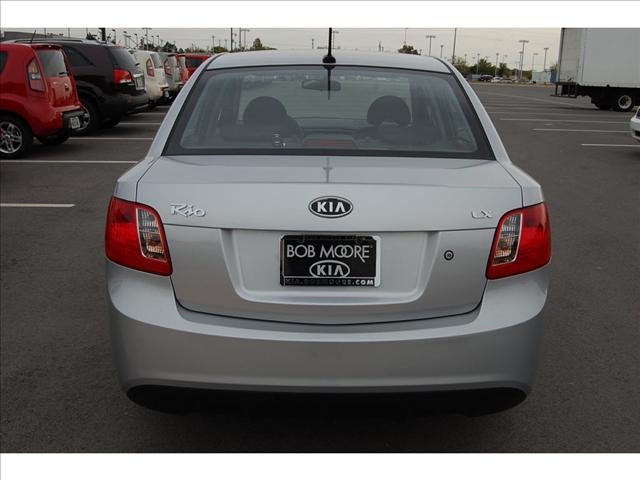 Kia Rio 2011 photo 3