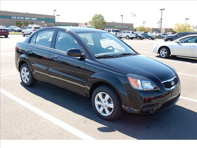 Kia Rio Elk Conversion Van Sedan