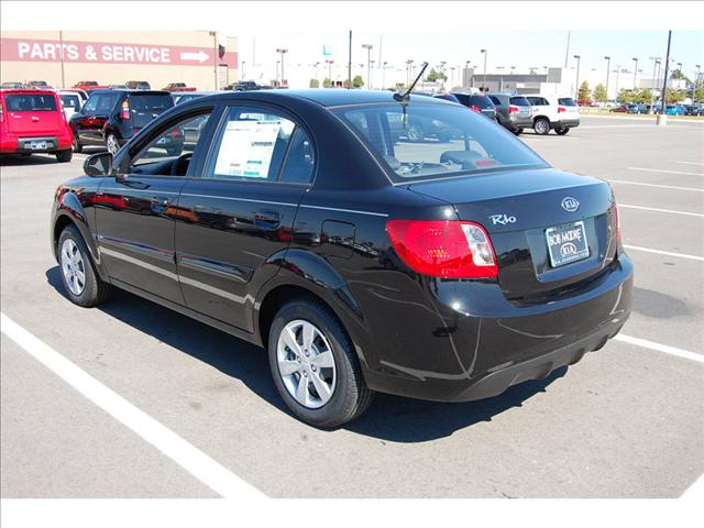 Kia Rio 2011 photo 4