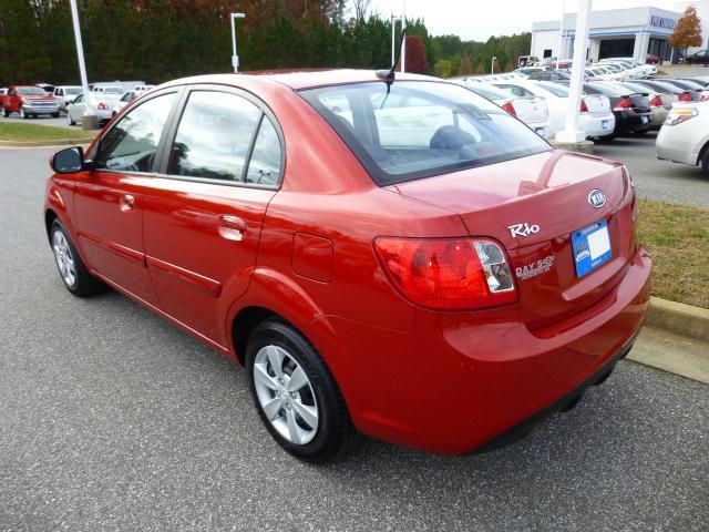 Kia Rio 2011 photo 2