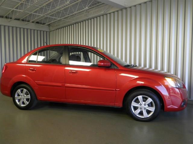 Kia Rio 2011 photo 2