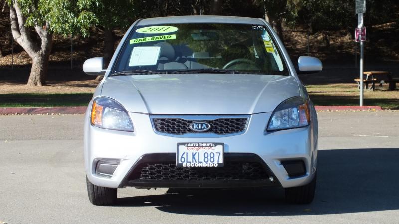 Kia Rio 2011 photo 1