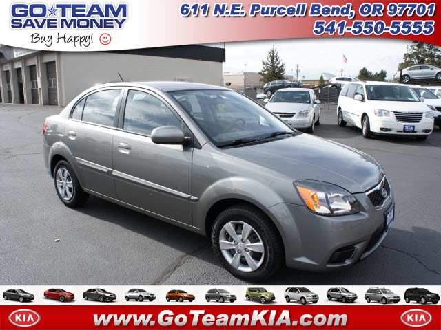 Kia Rio 2011 photo 1