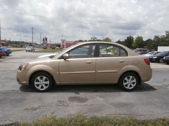 Kia Rio 2011 photo 2