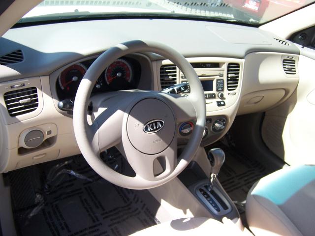 Kia Rio 2011 photo 5