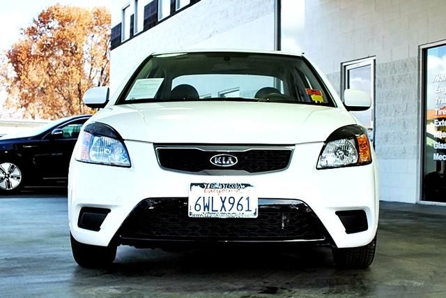 Kia Rio 2011 photo 2