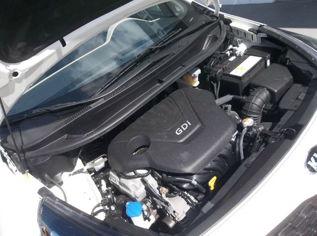 Kia Rio 2013 photo 4