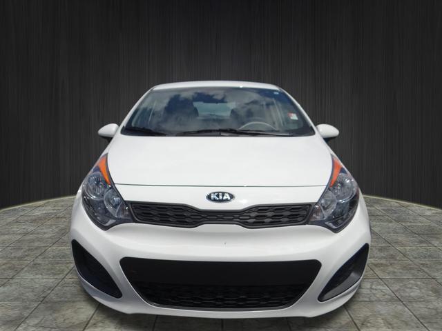 Kia Rio 2013 photo 1