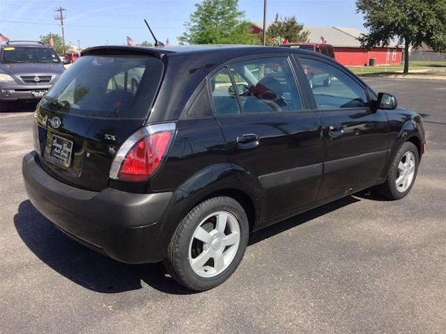 Kia Rio5 2006 photo 21