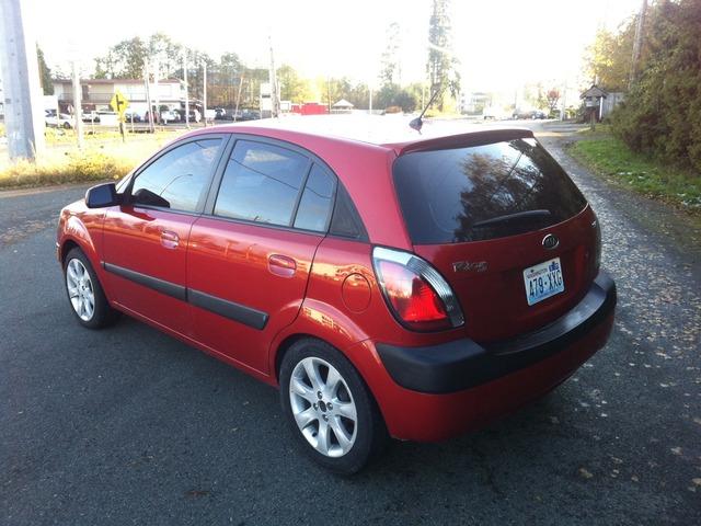 Kia Rio5 2007 photo 2