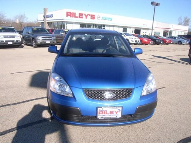 Kia Rio5 2008 photo 1