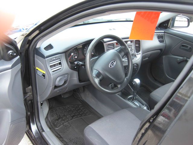 Kia Rio5 2008 photo 21