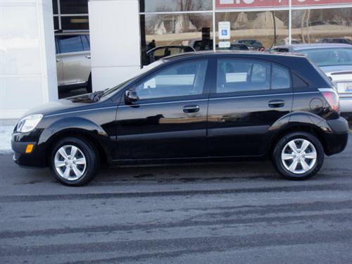 Kia Rio5 2009 photo 1