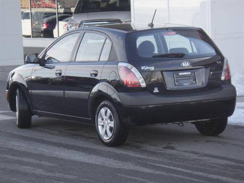 Kia Rio5 2009 photo 2