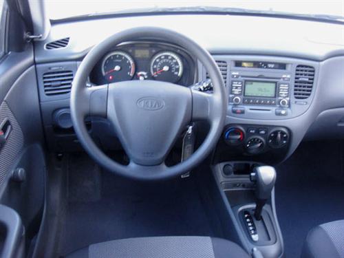 Kia Rio5 2009 photo 5