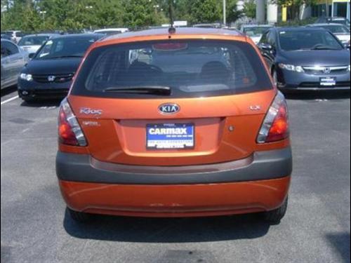 Kia Rio5 2009 photo 4