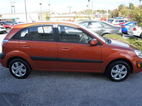 Kia Rio5 2009 photo 1