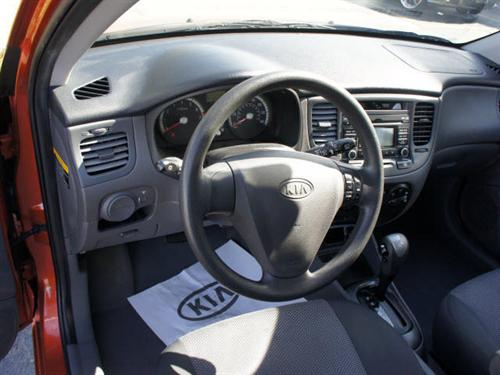 Kia Rio5 2009 photo 5