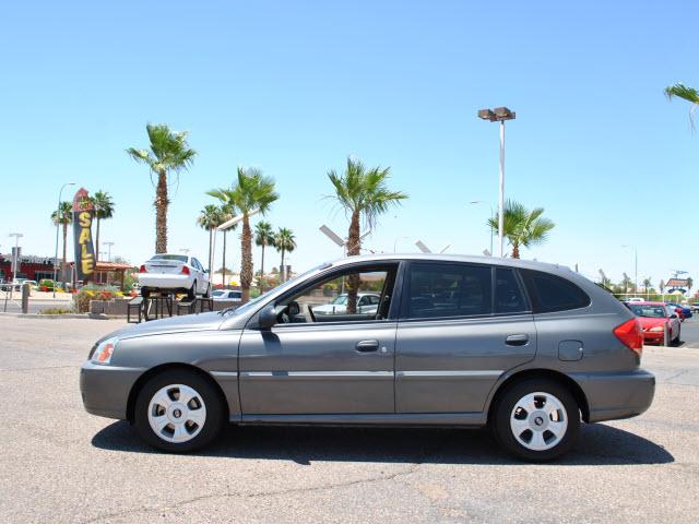 Kia Rio Cinco 2003 photo 1