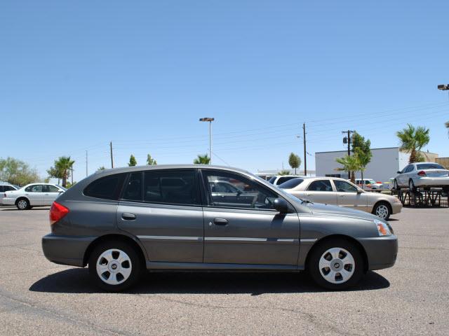 Kia Rio Cinco 2003 photo 4