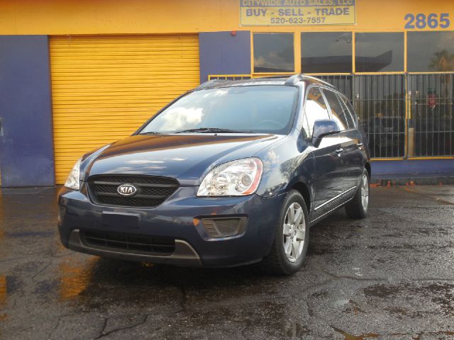 Kia Rondo 2007 photo 3