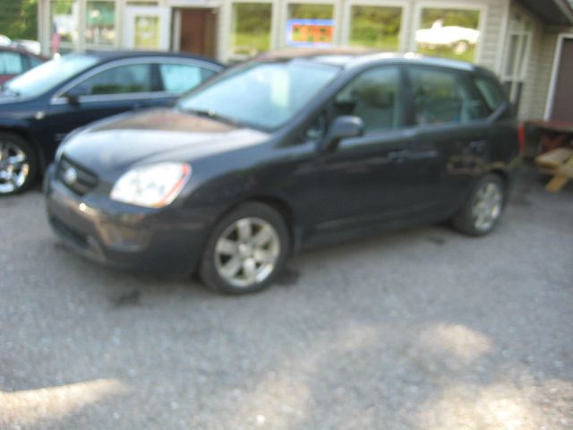 Kia Rondo 2007 photo 1