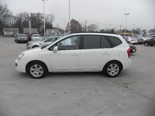 Kia Rondo 2008 photo 1