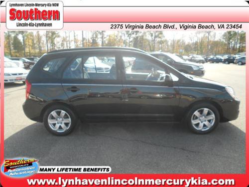 Kia Rondo 2008 photo 2